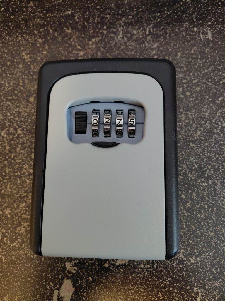 Key safe for sale!!