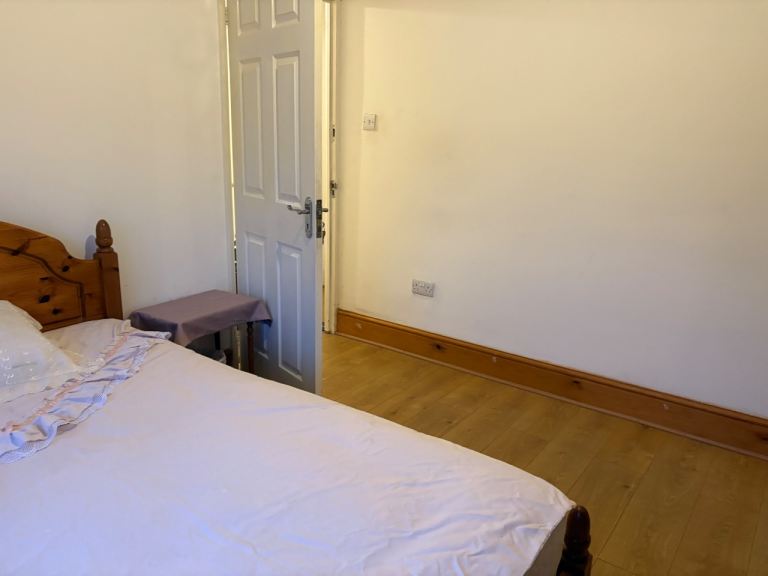 Double room available 