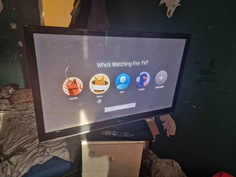 2 television for sale plz read