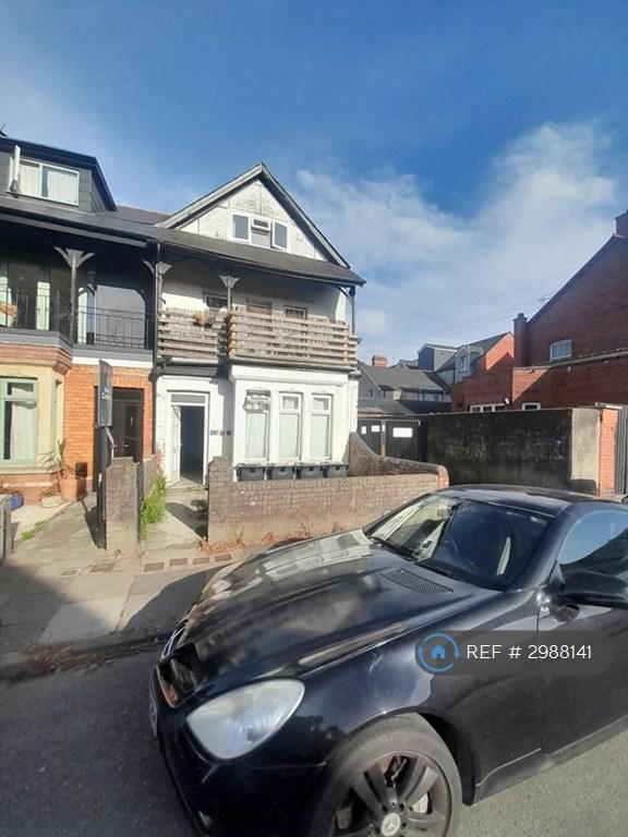 2 bedroom flat in Kingsland Road, Cardiff, CF5 (2 bed) (#2988141)