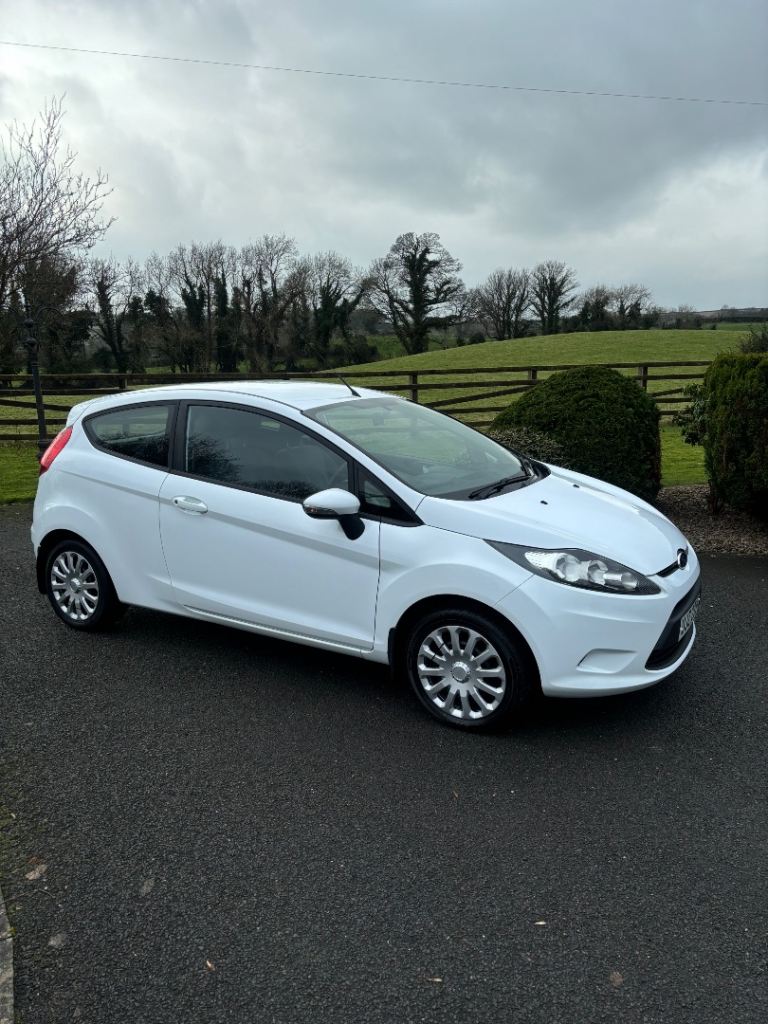 2012 Ford Fiesta ONE OWNER FROM NEW TIMING BELT AND WATER PUMP REPLACED FIRST TO SEE WILL BUY