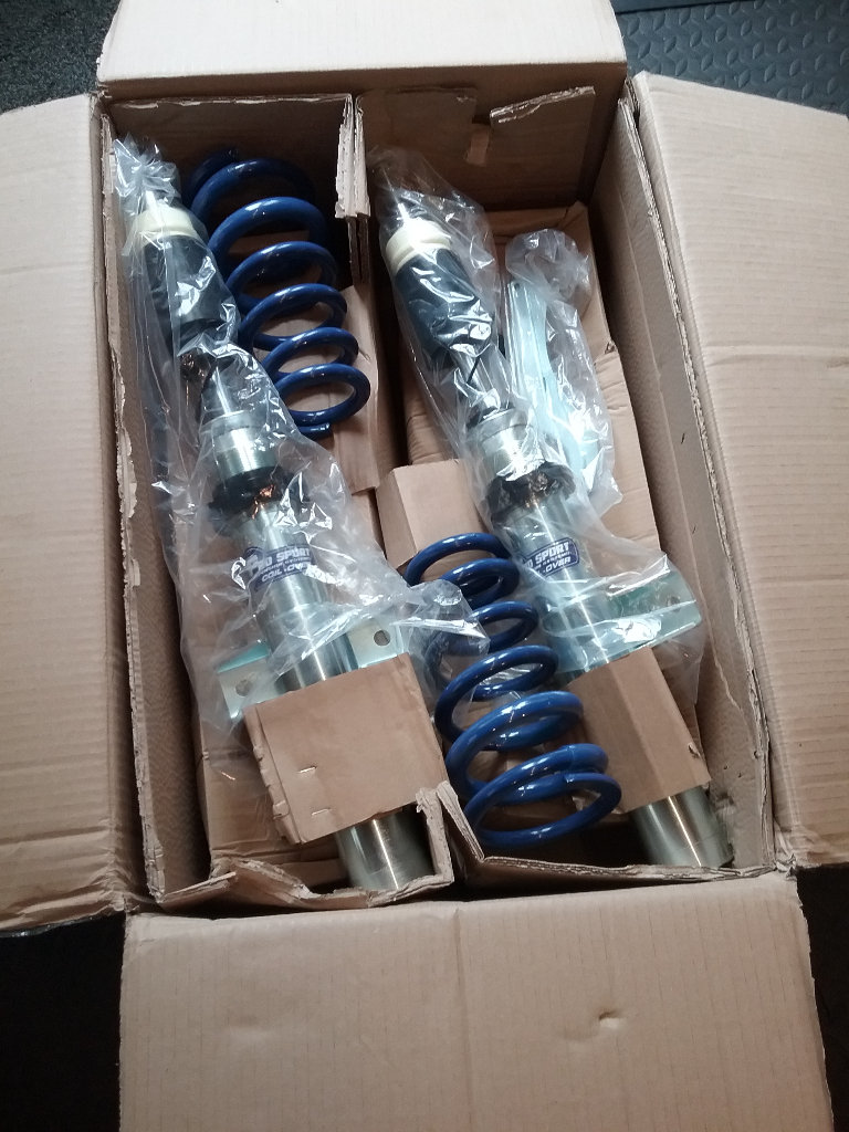 VW T5 transporter lowering suspension Pro sport front Coilover Kit. Condition brand NEW