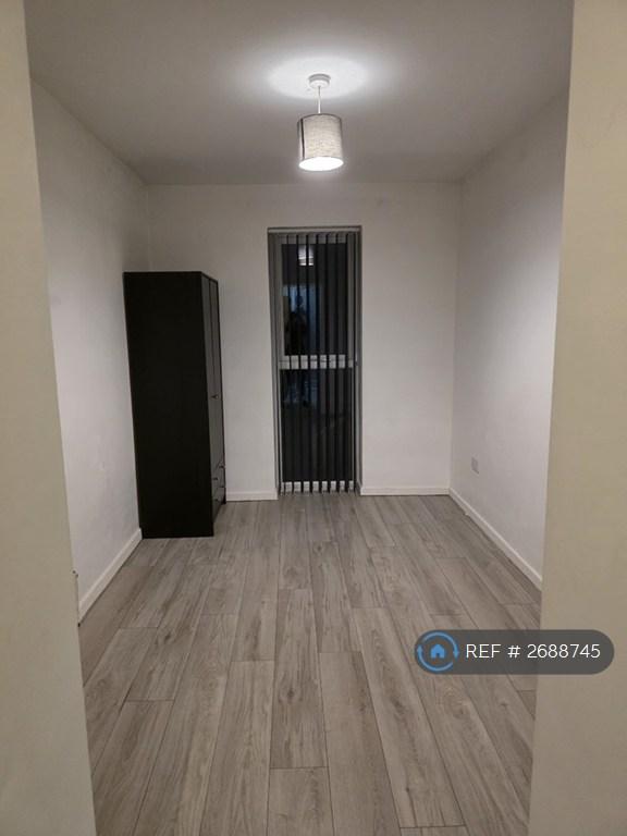 1 bedroom in Charlton Lane, London, SE7 (#2688745)