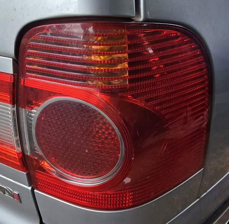 VW SHARAN 2006 Rear Tail Light Lamp Right ( Driver Side)