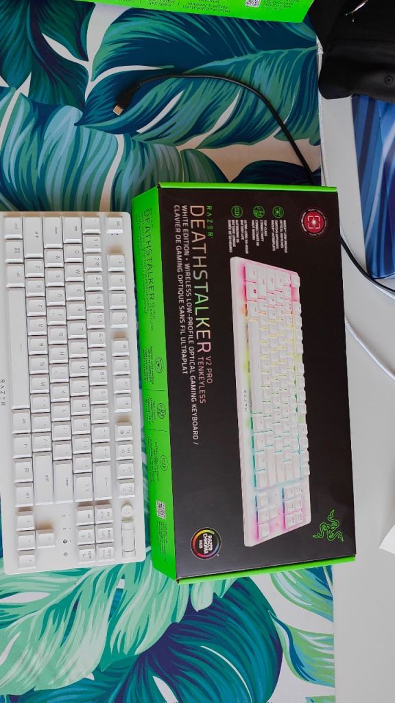 Razer Deathstalker V2 Pro Wireless Gaming Keyboard – White, New