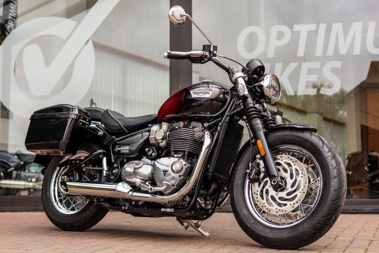 Triumph Speedmaster LOW MILES ! EXTENDED WARRANTY ! STUNNING