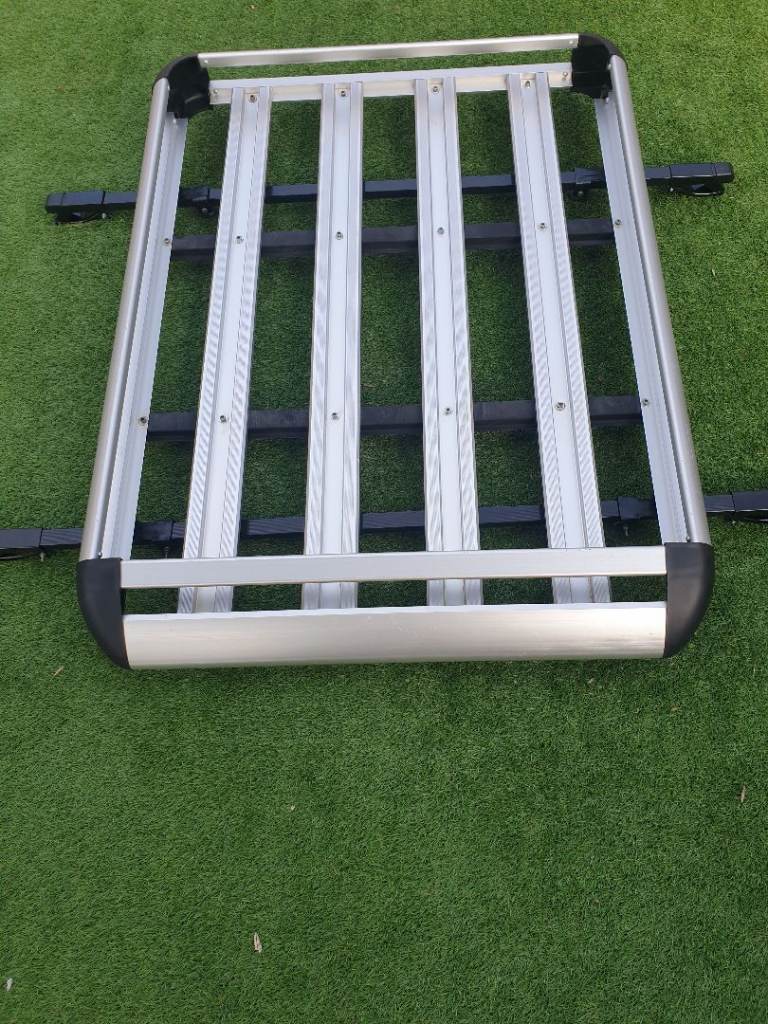 Vehicle roof carrier frame