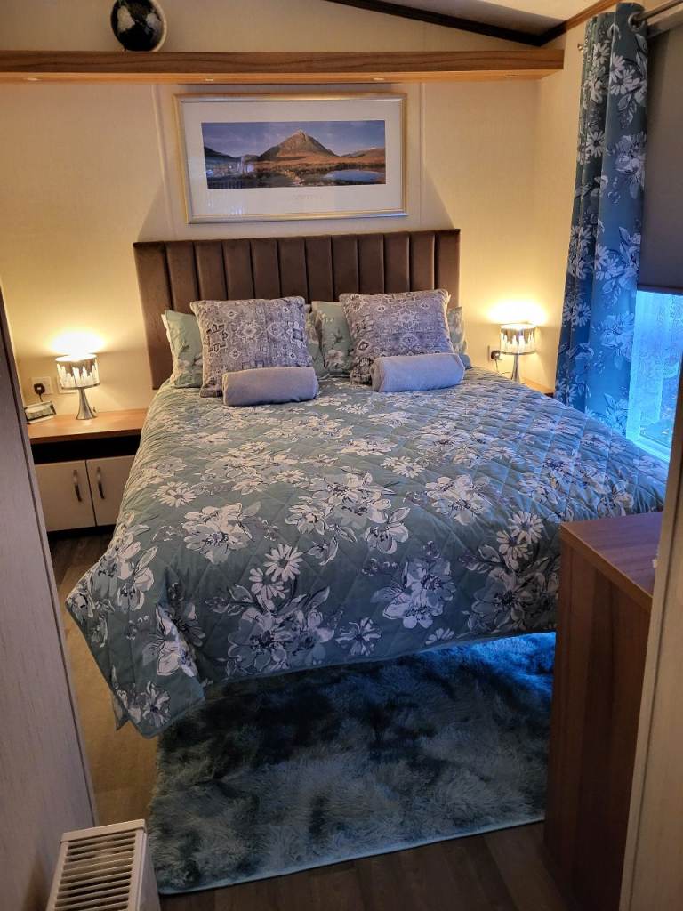 2 bedroom elegant holiday caravan rentals Seton Sands Holiday Village