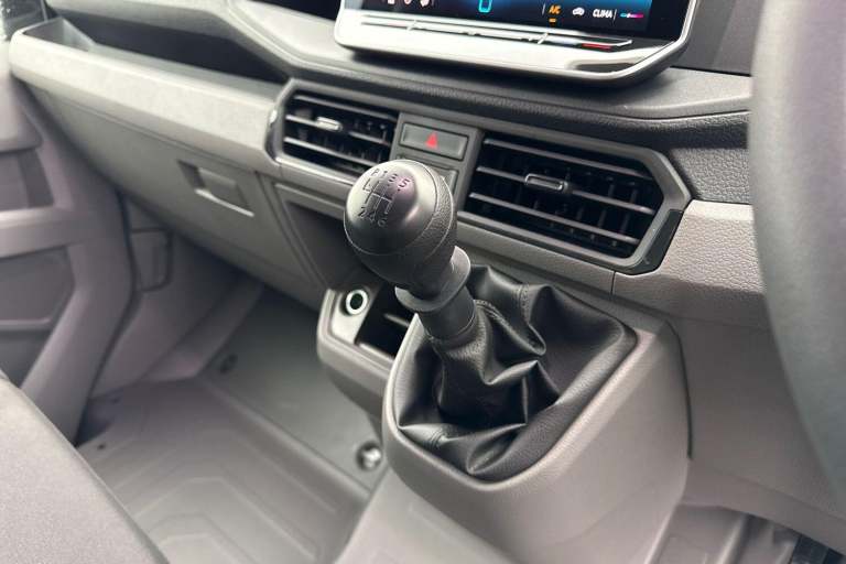 2025 Volkswagen Crafter 2.0 TDI 140PS Commerce Plus High Roof Van PANEL VAN DIESEL Manual