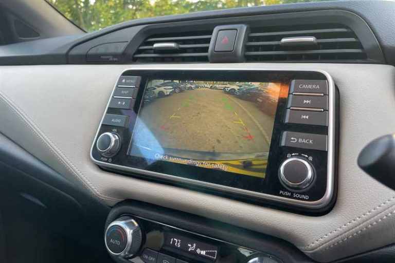 2019 Nissan Micra 1.0 DIG-T Tekna Hatchback 5dr Petrol Manual Euro 6 (s/s) (117 ps) Hatchback Pet...