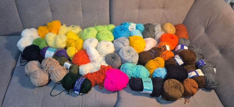 100+ balls of Wool
