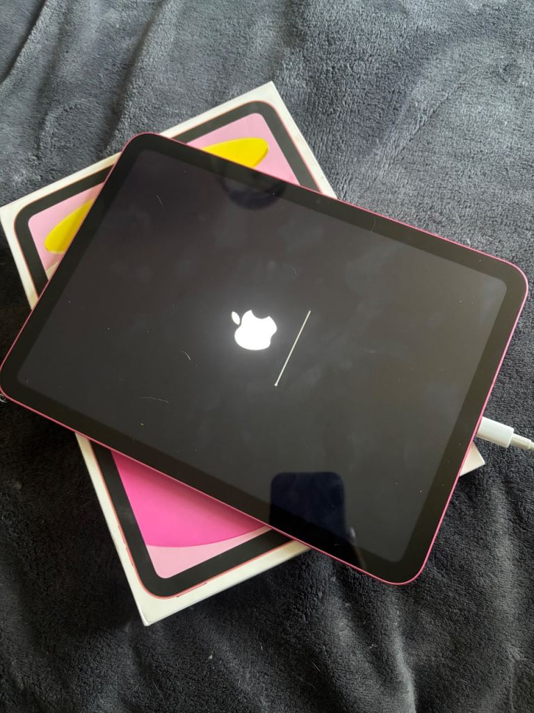 Ipad 10th generation 256gb – Pink, Good Condition
