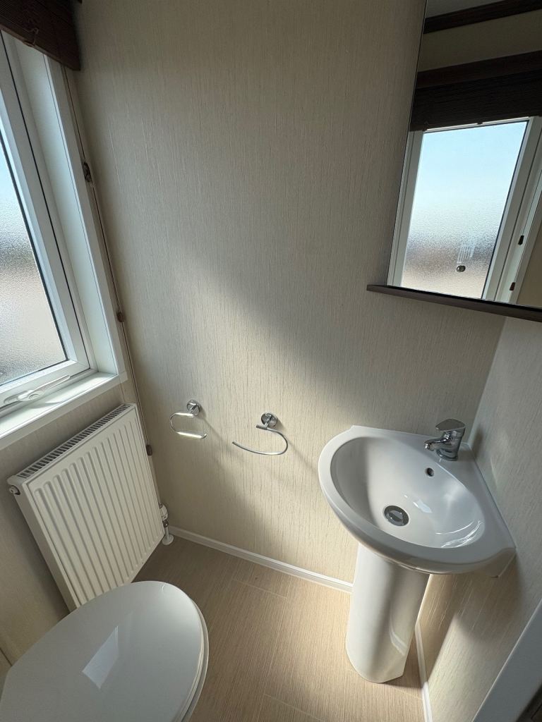 Beautiful 2 bed lodge at sheerness holiday park!! No site fees until 2027!’n