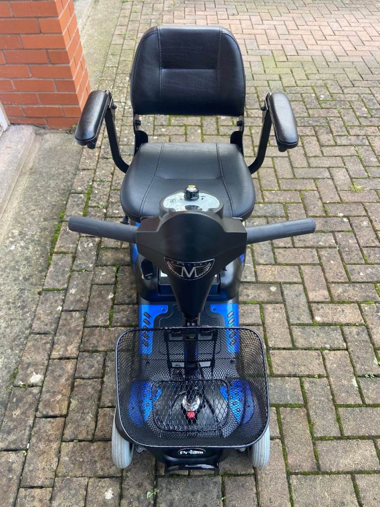 Mercury Prism Mobility Scooter. Fitted a brand new battery. I'm happy to deliver in Bristol.