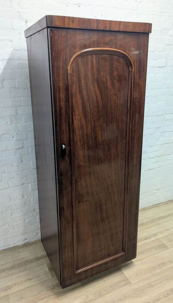 Victorian mahogany single wardrobe hall cupboard 