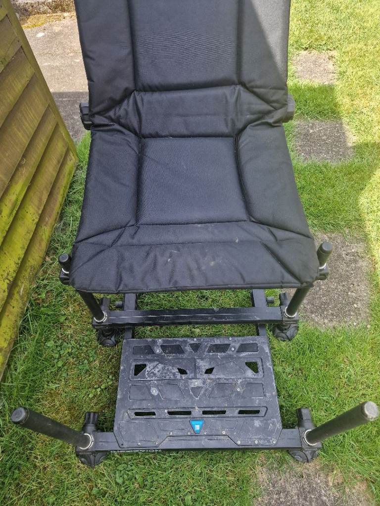 Preston inception fising chair and footplte
