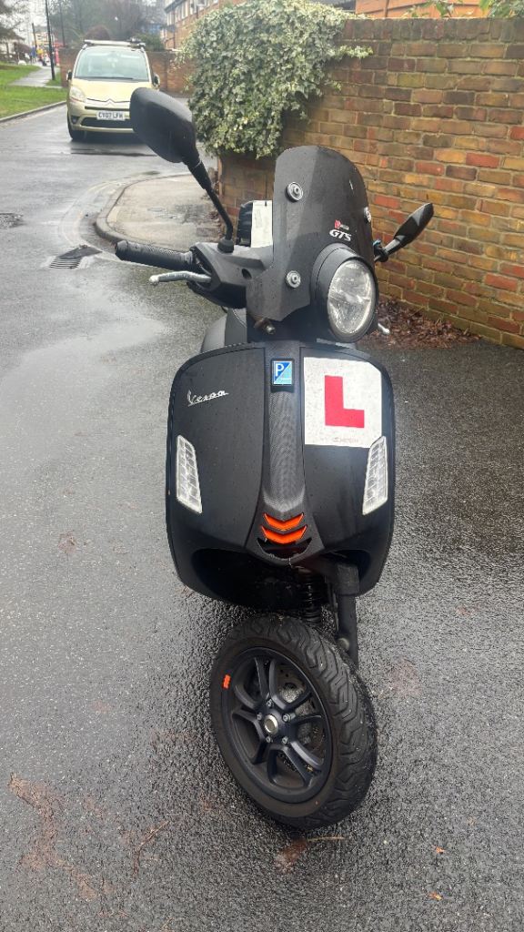 Piaggio, VESPA, 2023, 125 (cc)