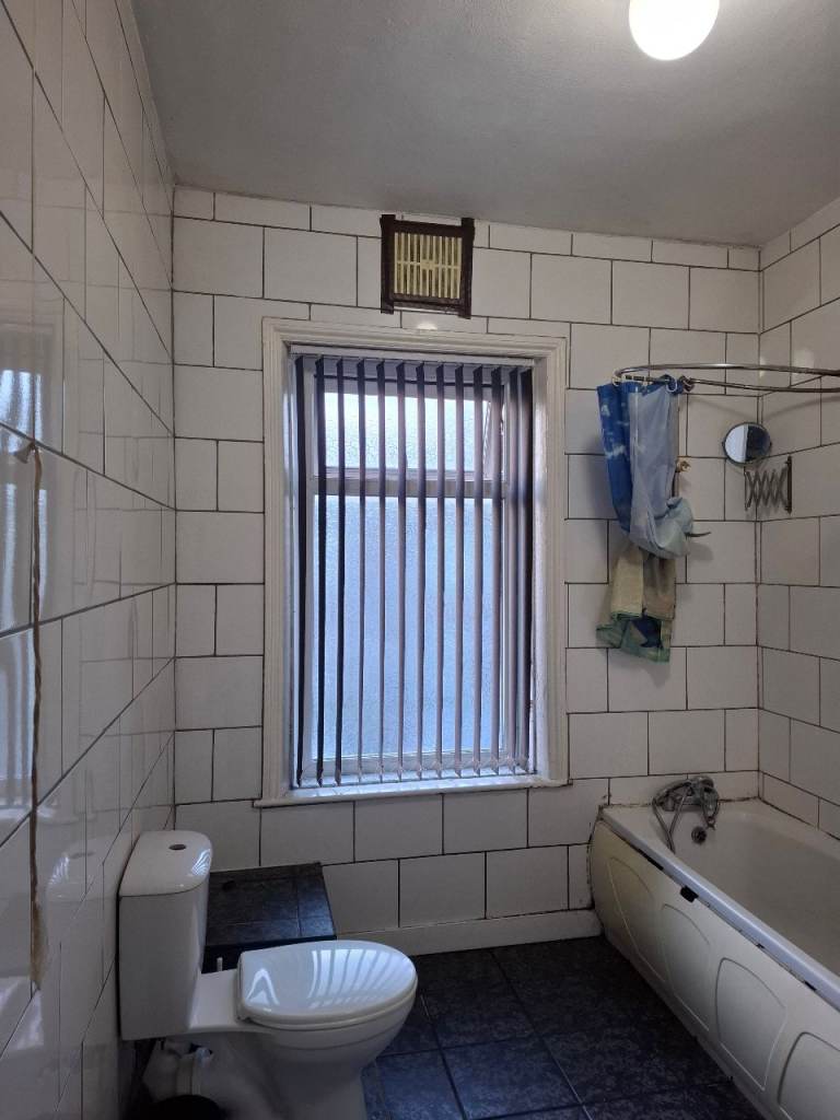 large 2 bedroom house 