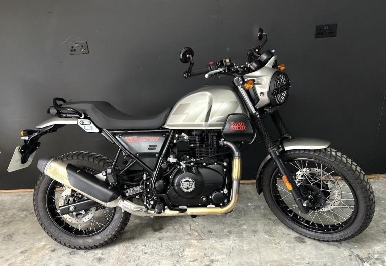 2023 23-PLATE ROYAL ENFIELD SCRAM 411 ** JUST 351 MILES FROM NEW **