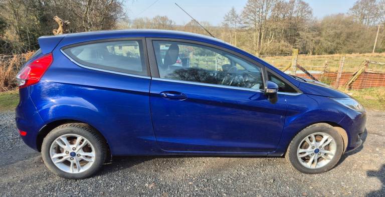 Ford, FIESTA, Hatchback, 2016, Manual, 1241 (cc), 3 doors