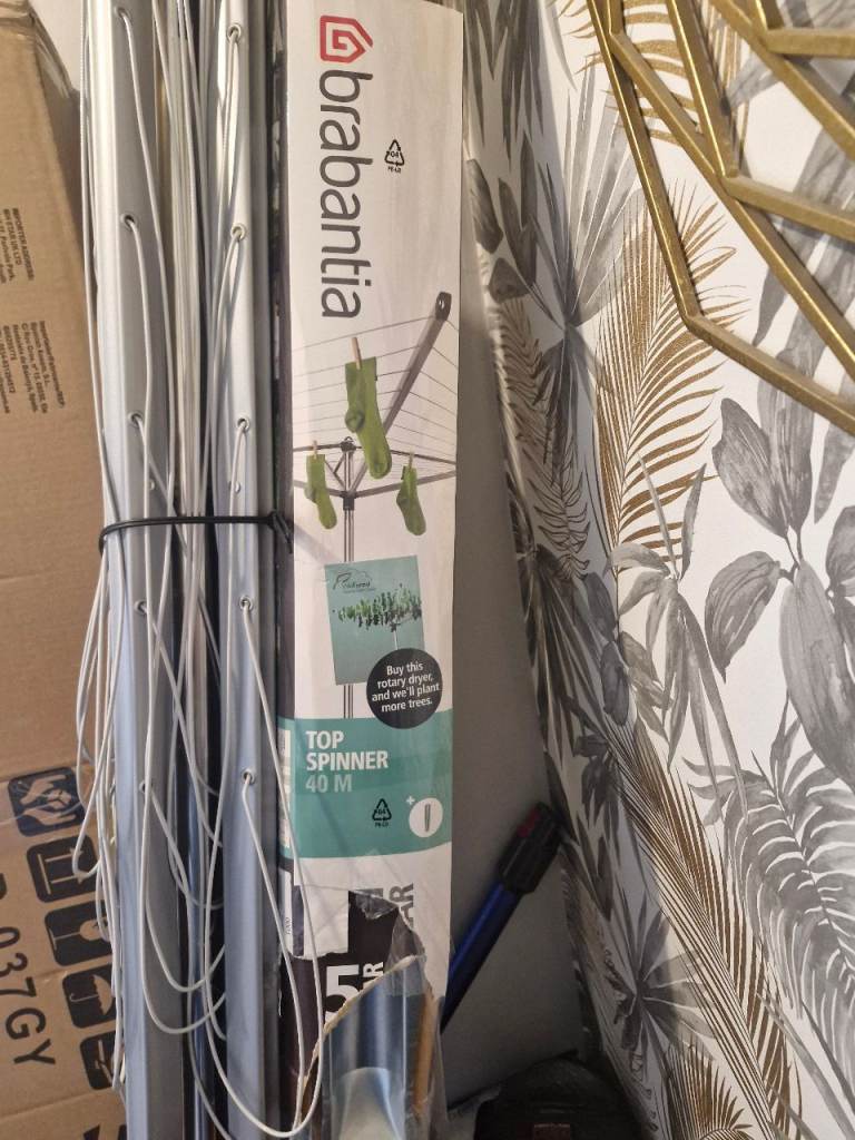 Brabantia rotary drier whirly gig