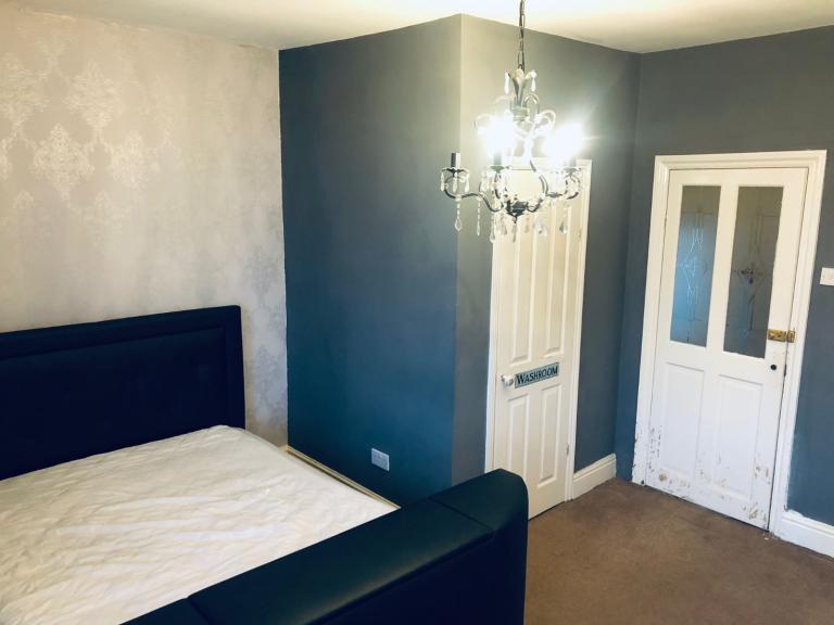 En-suite double furnished room including bills