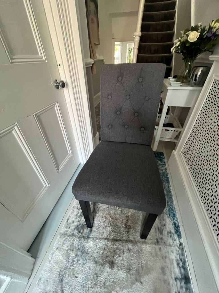 Four dining chairs 