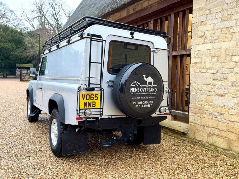 2015 Land Rover Defender Hard Top TDCi [2.2] PANEL VAN Diesel Manual