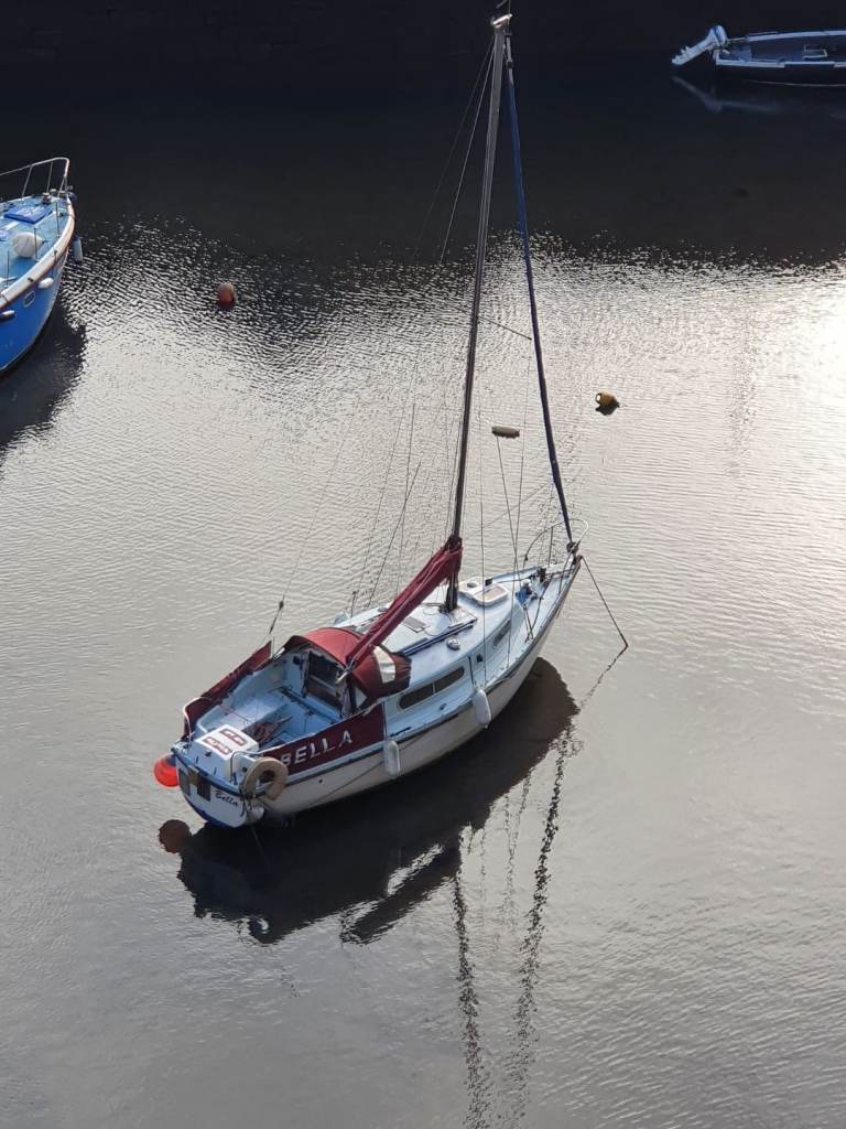 Sailboat / sail boat for sale 