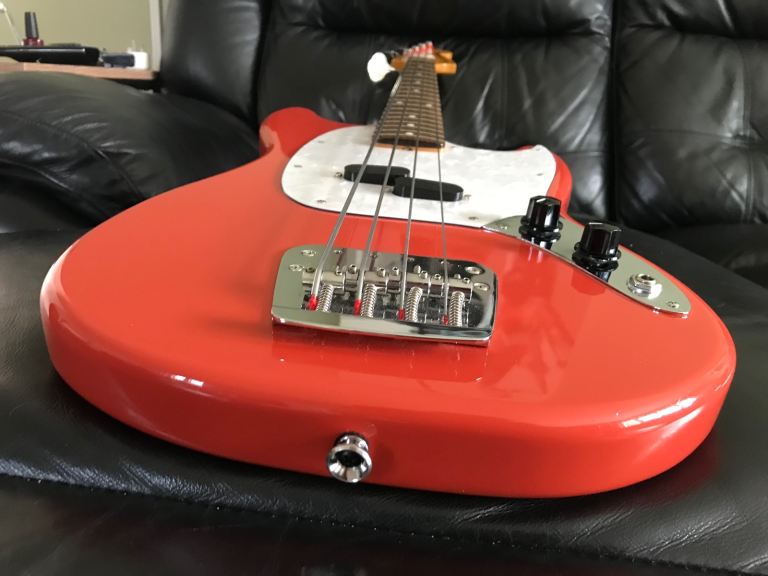 Fender Mustang Bass - Made in Japan - Fiesta Red, 1994, new strings, genuine wow!
