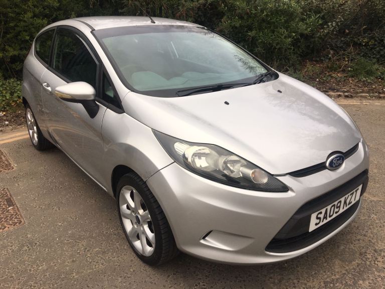 Ford Fiesta 1.2 petrol _ Ulez Free _ Year MOT _ Full Service History  _ Perfect First Small Car 