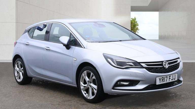 2017 Vauxhall Astra 1.4T 16V 150 SRi 5dr Auto HATCHBACK PETROL Automatic