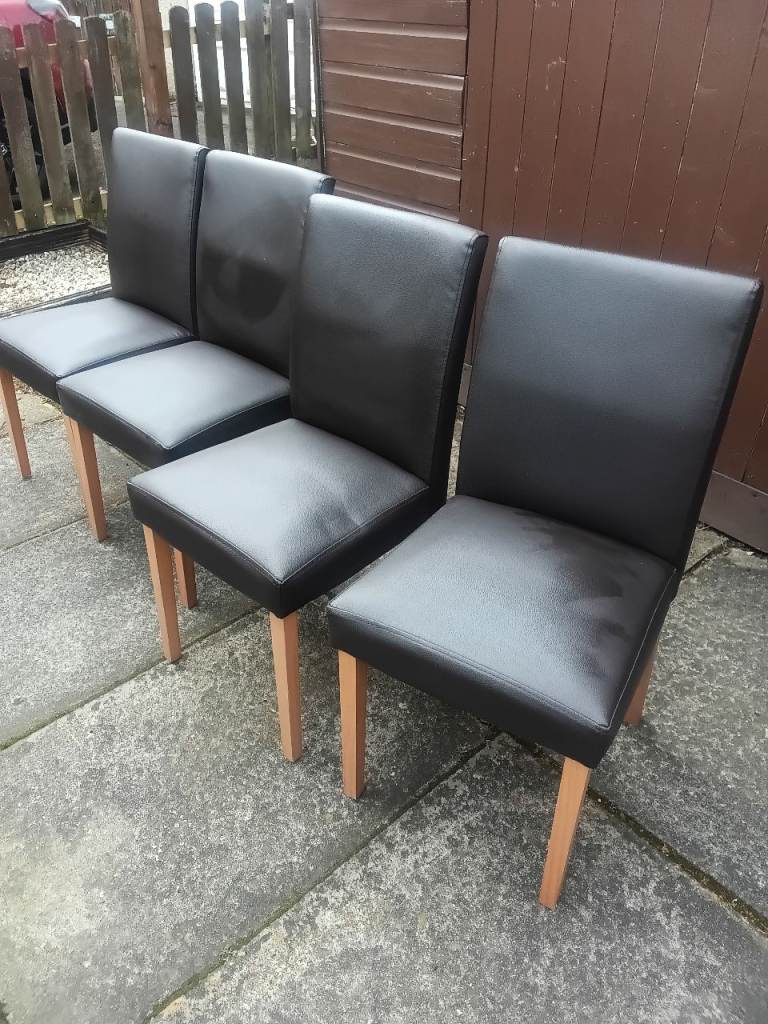4 Dining Room Chairs