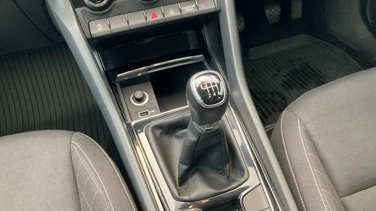 2020 Skoda Karoq 1.0 TSI SE 5dr Petrol Estate Estate Petrol Manual