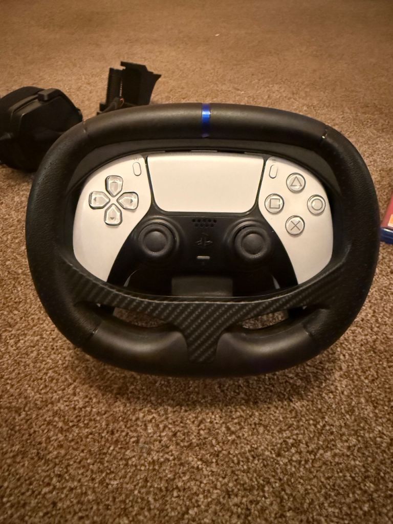 Sony PlayStation 5 825 GB White Console Disc Controller & Driving Wheel (no box)