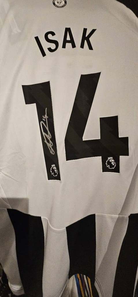 Alexandra Isak Signed Newcastle United Shirt inc Certificate of Authenticity