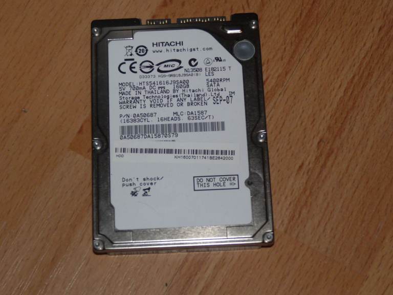 Hitachi 160GB SATA Laptop Hard Drive 5400 RPM Good Condition