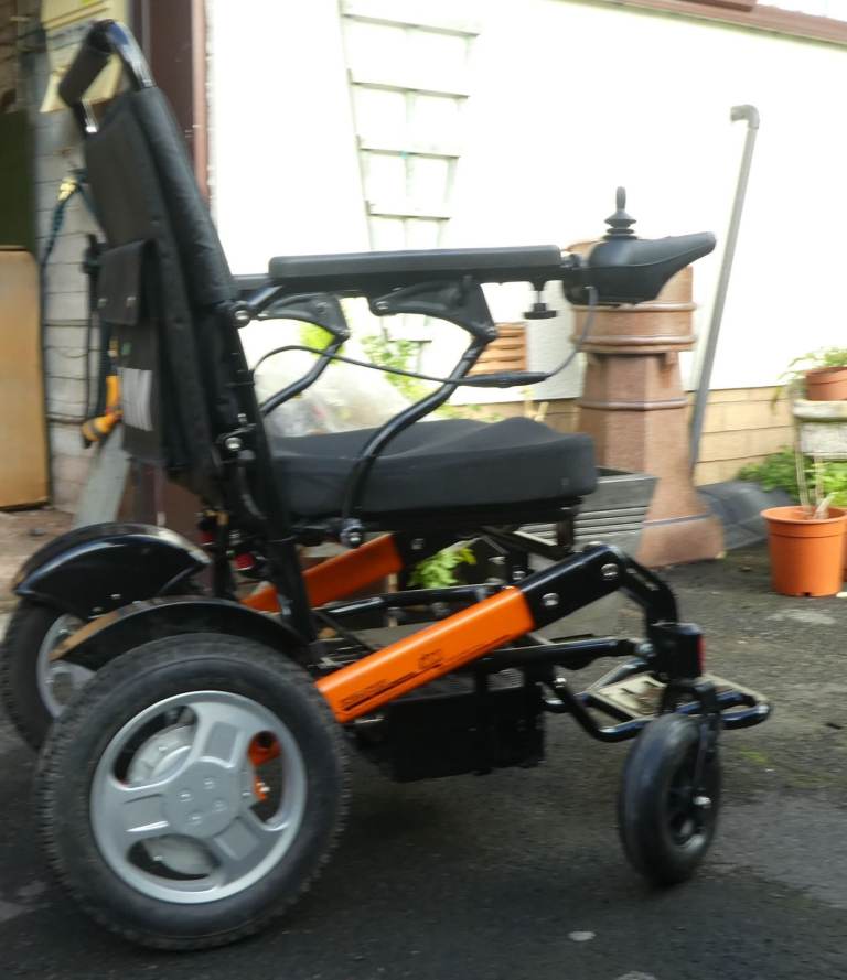 MONARCH MM EZI-FOLD ELECTRIC ,POWERCHAIR. 