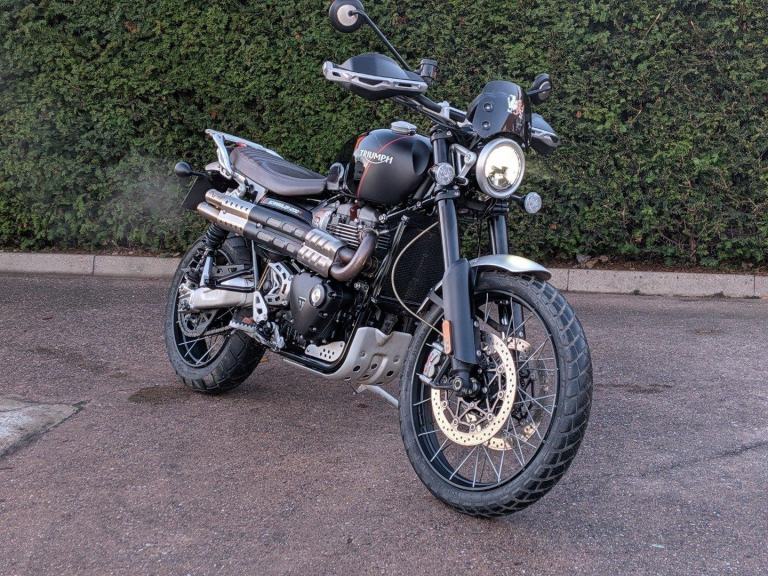 TRIUMPH SCRAMBLER 1200 XC - 2019 19 - NICE ACCESSORIES
