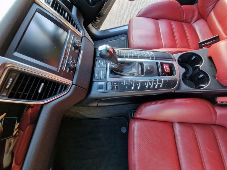 2015 Porsche Macan 3.0 V6 S SUV 5dr Petrol PDK 4WD Euro 6 (s/s) (340 ps) ESTATE Petrol Automatic