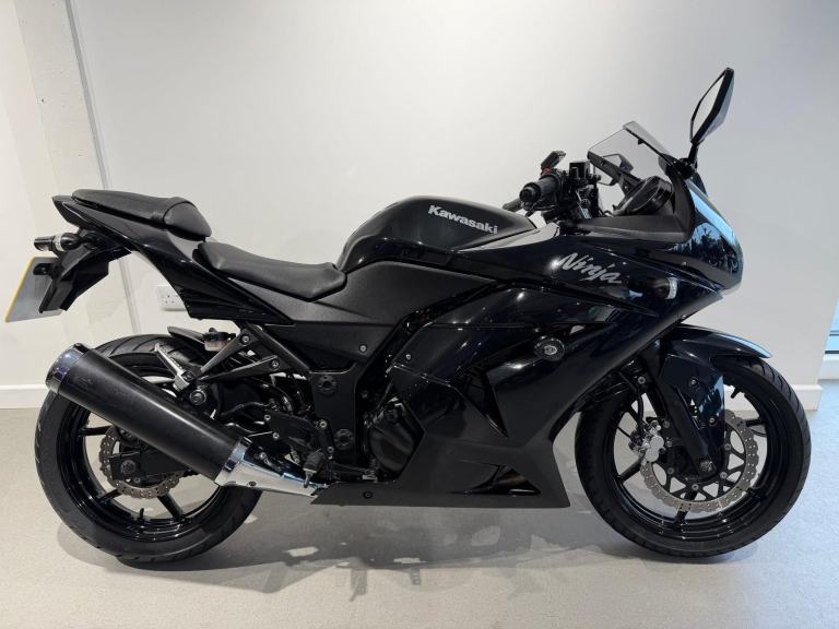 2014 KAWASAKI NINJA 250R, '14 Plate with 13,118 miles