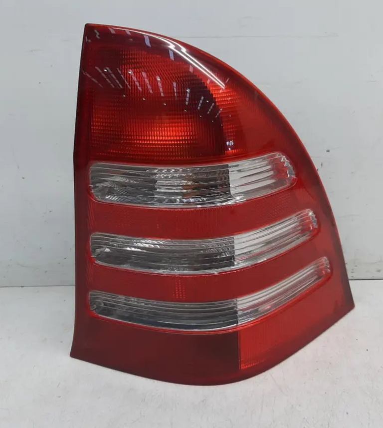 MERCEDES C CLASS ESTATE (01-07) drivers side right REAR tail light
