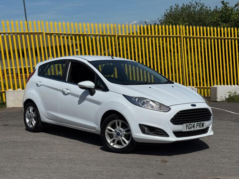 2016 Ford Fiesta 1.0T EcoBoost Zetec Euro 5 (s/s) 5dr HATCHBACK Petrol Manual