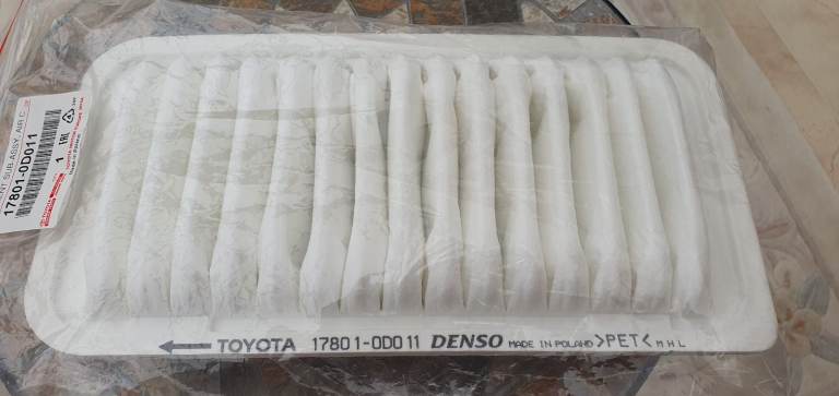 GENUINE TOYOTA AIR FILTER 