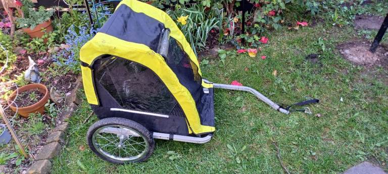 Kids double bike trailer 