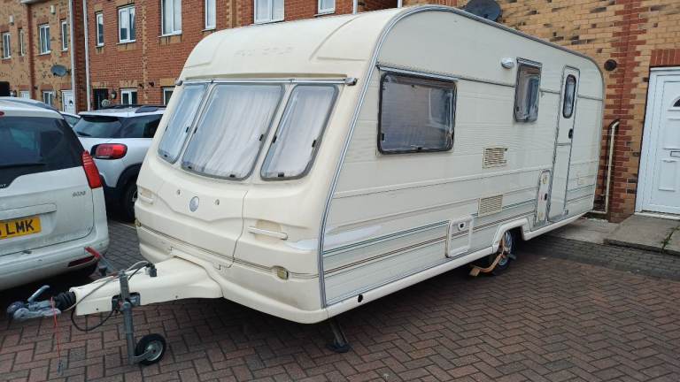 Cheap caravan tourer avondale