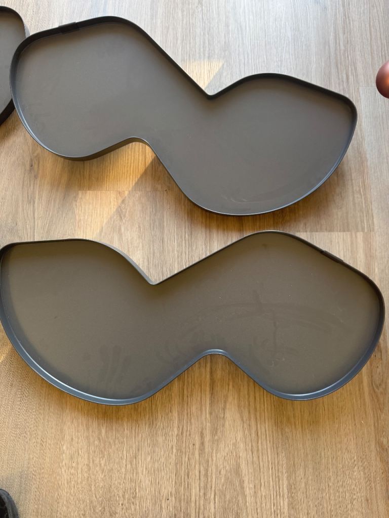 Kitchen unit internal carousels