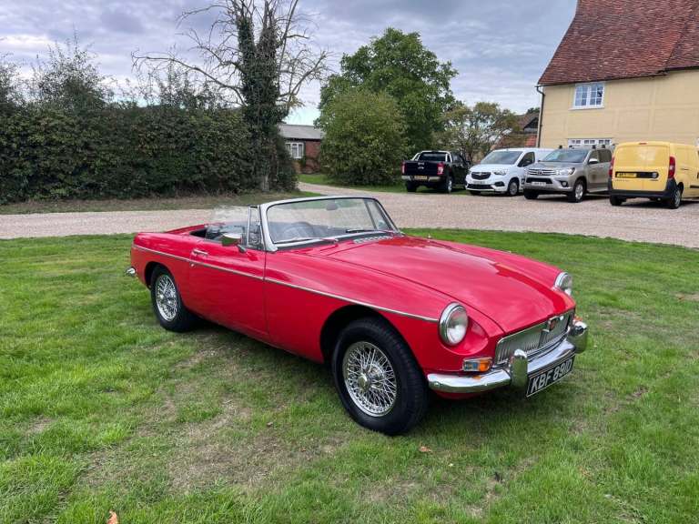1966 MGB ROADSTER - IN GREAT CONDITION - ONE PREVIOUS OWNER FROM NEW