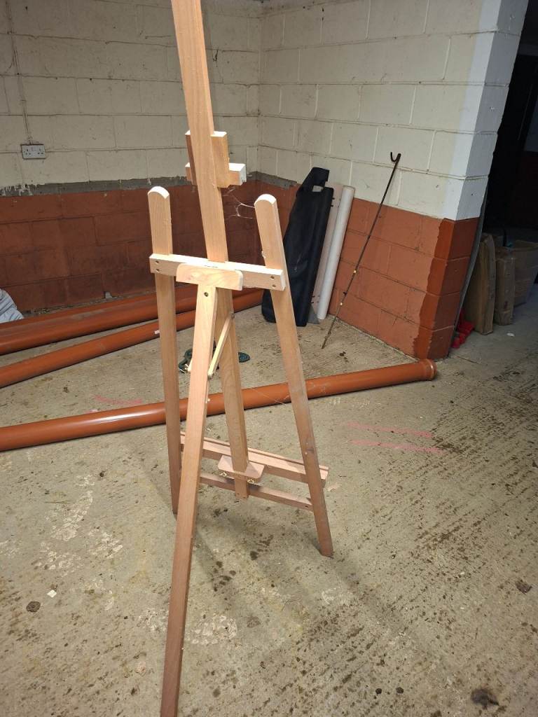 Easel