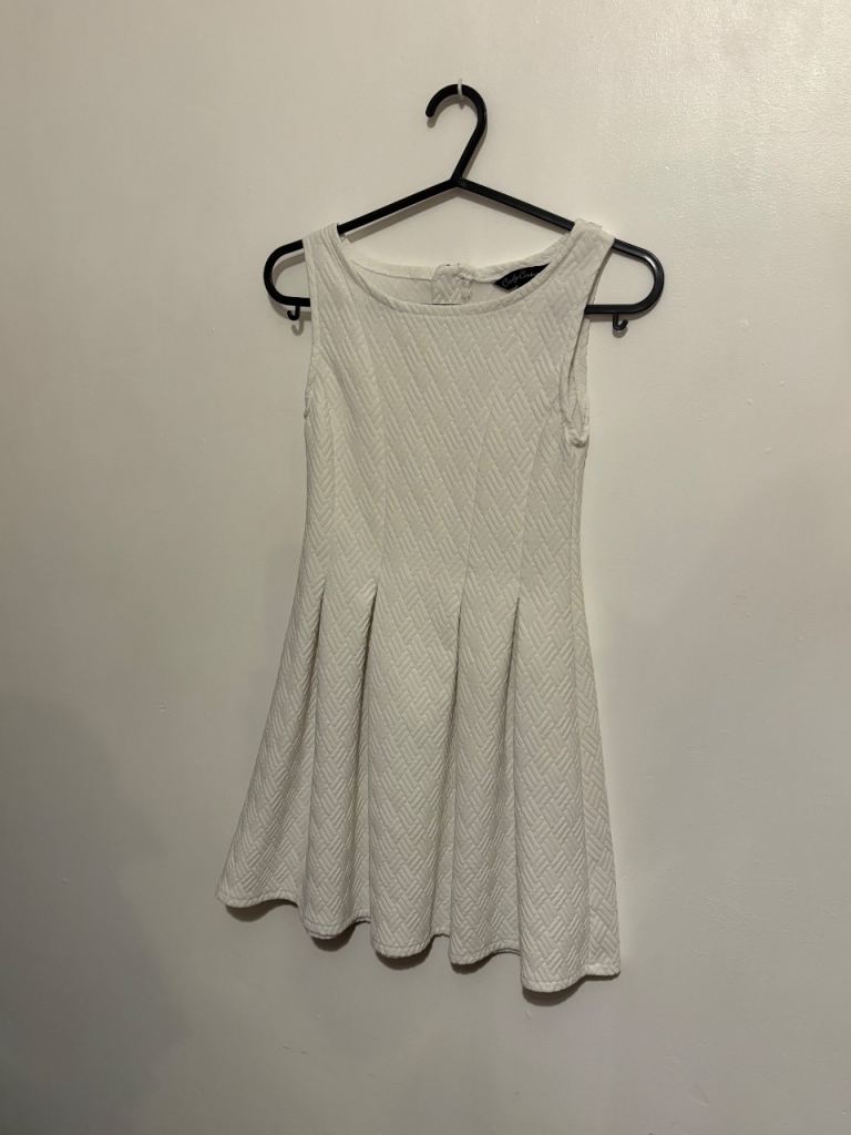 8/9 years white dress 